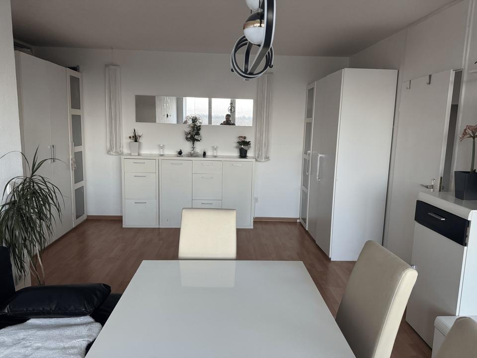 Hochmoderne 3-Zi.-ETW 75 m² + Balkon + voll möbliert – 160.000 € VB! – Bild 3