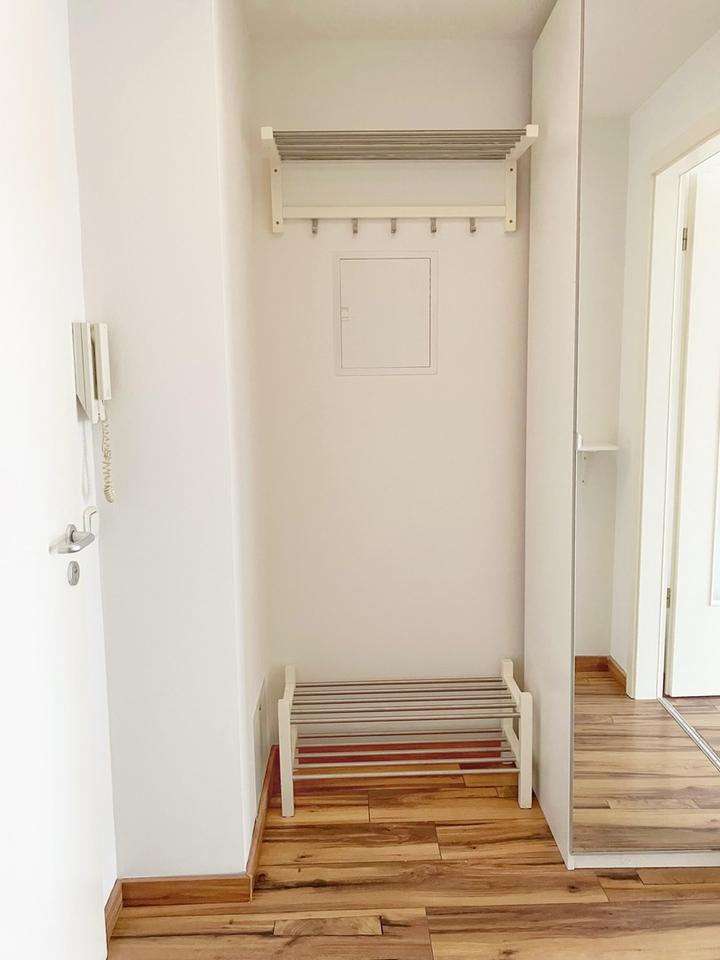 Sonnige 2-Zimmerwohnung in Superlage mit Terrasse , Garten und Tiefgarage – Bild 11