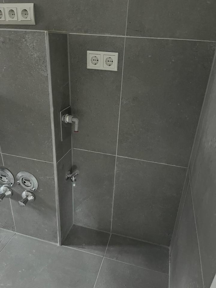 Charmante 3-Zimmer-Maisonette im kernsanierten Altbau + neue Markeneinbauküche – Bild 10