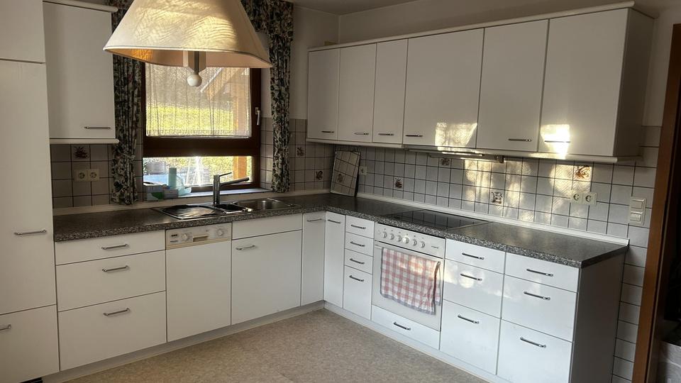 Haus mit viel Licht, Platz und Aussicht. Auch als Generationenhaus oder mit Praxis geeignet. – Bild 16