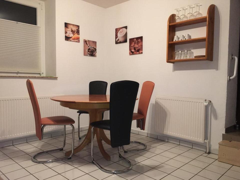 Moderne 2-Zimmer-Wohnung mit Einbauküche & Stellplatz in ruhiger Lage von Algermissen-Bledeln – Bild 2