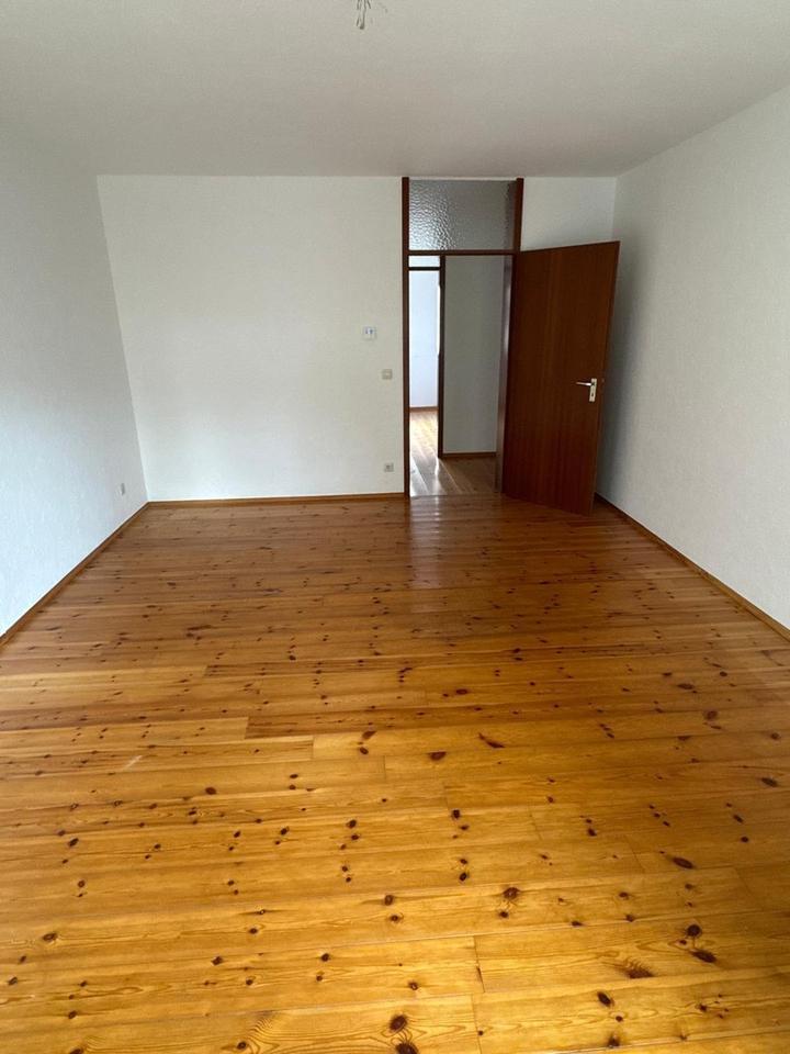 2-ZKB ETW Mühlheim-Balkon-Stellplatz – Bild 3
