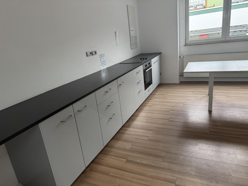 Lagerhalle ca. 1000qm mit Büro ca. 150qm – Bild 13