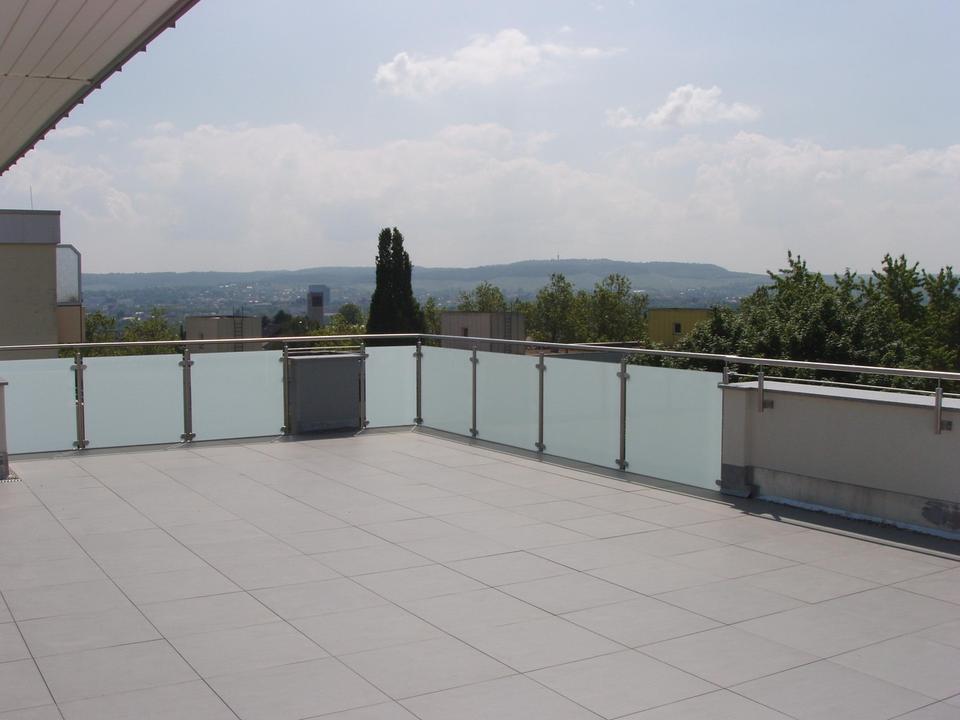 PENTHOUSE: Neuwertige 4,5-Zimmer-Wohnung mit gehobener Ausstattung und großer Dachterrasse – Bild 3