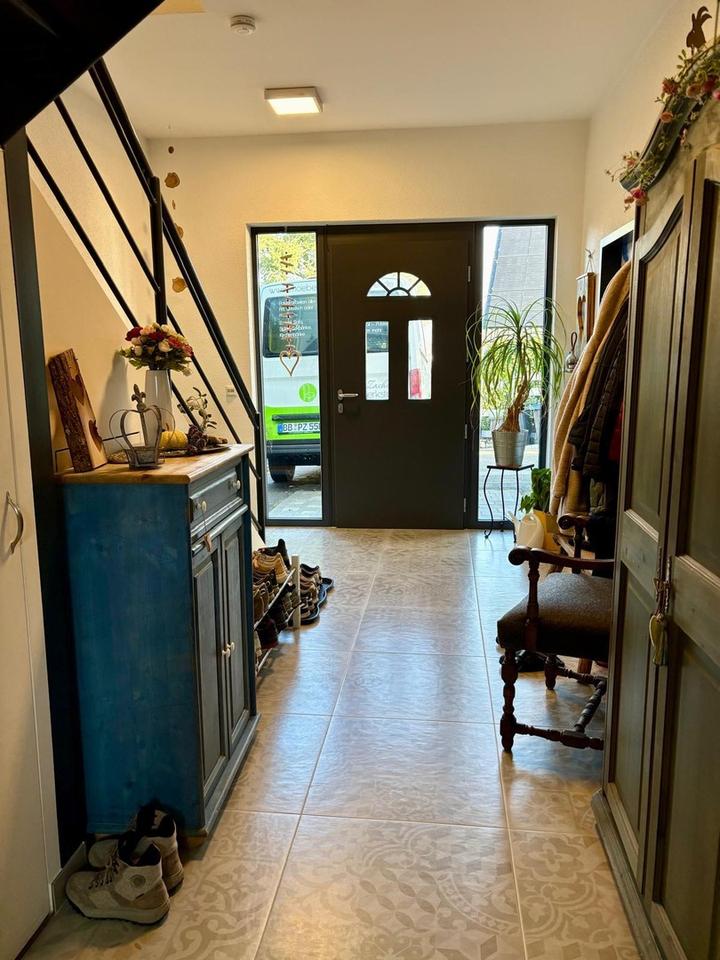 Stilvolles Landhaus mit vielseitig nutzbarer Werkstatt – Bild 24