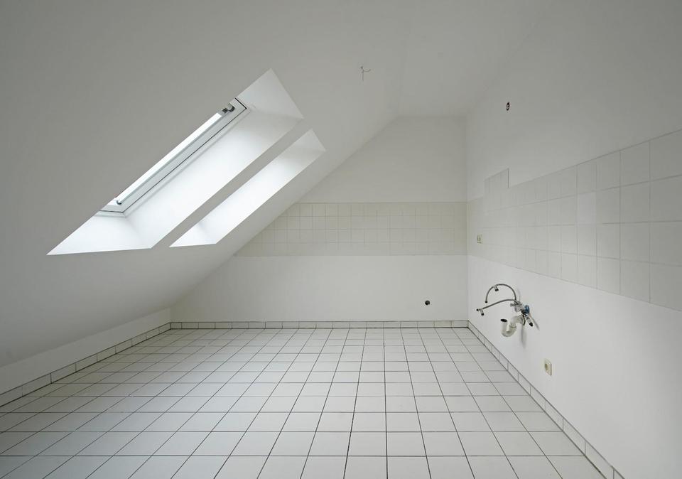 3 Zimmer Dachgeschosswohnung mit Sonnenterrasse – Bild 9