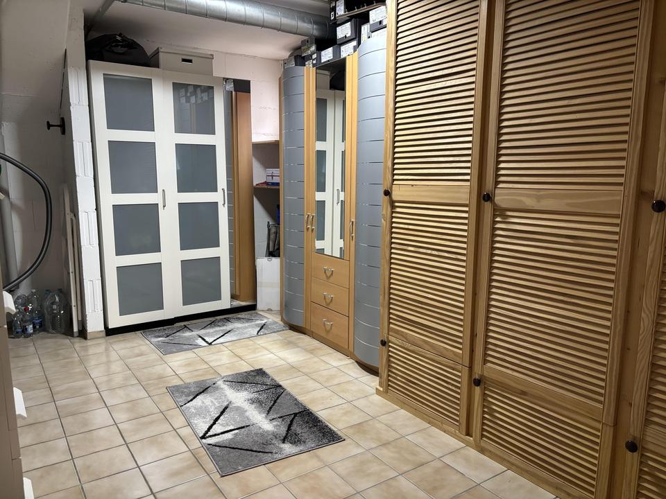 Gepflegte Doppelhaushälfte mit 2 separaten Wohneinheiten und Studio in ruhiger Lage, 30er Zone – Bild 7