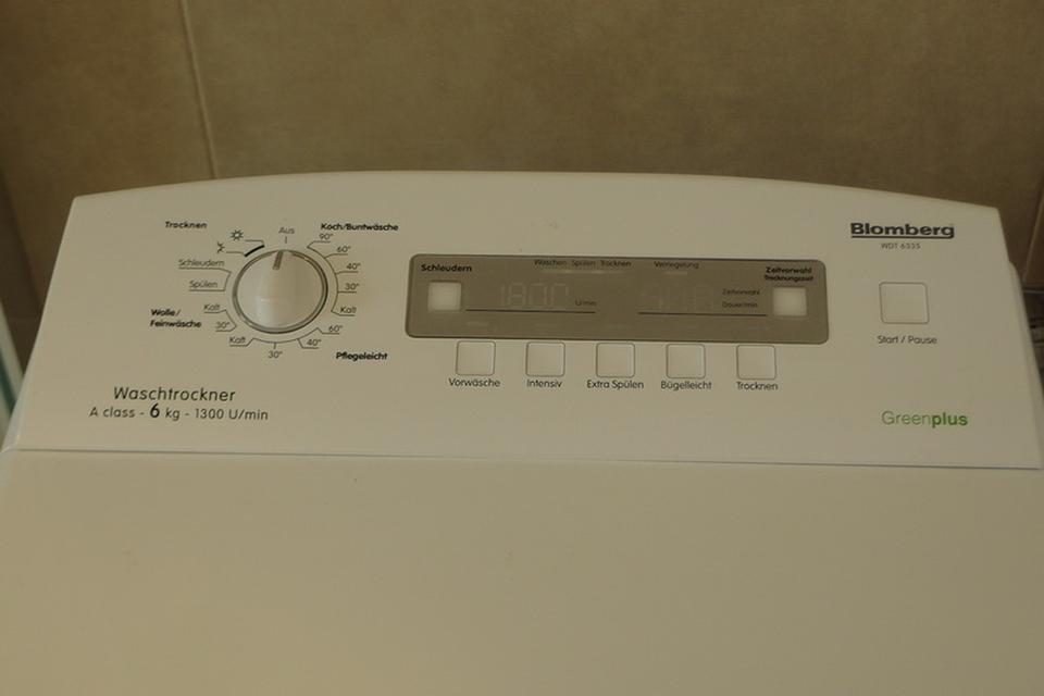 04177: beautiful 2-room apartment, parquet, Stucco, monument, Plagwitz-Lindenau – Bild 9