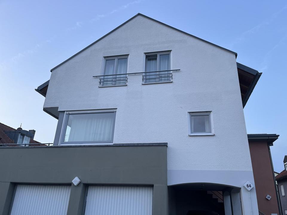 Stilvolle Maisonette-Wohnung mit Panorama-Flair – Wohnen auf zwei Ebenen – Bild 2