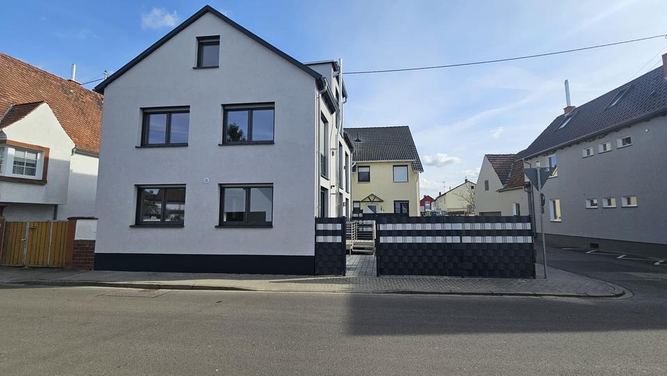 Neuwertiges Smart-Home (Bj. 2018) – sofort einziehen statt bauen | provisionsfrei – Bild 3