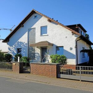 Freistehendes Ein- bis Zweifamilienhaus in Toplage