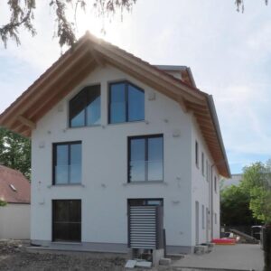 Hochwertige Doppelhaushälfte in München Freimann mit 4,5% Bruttomietrendite