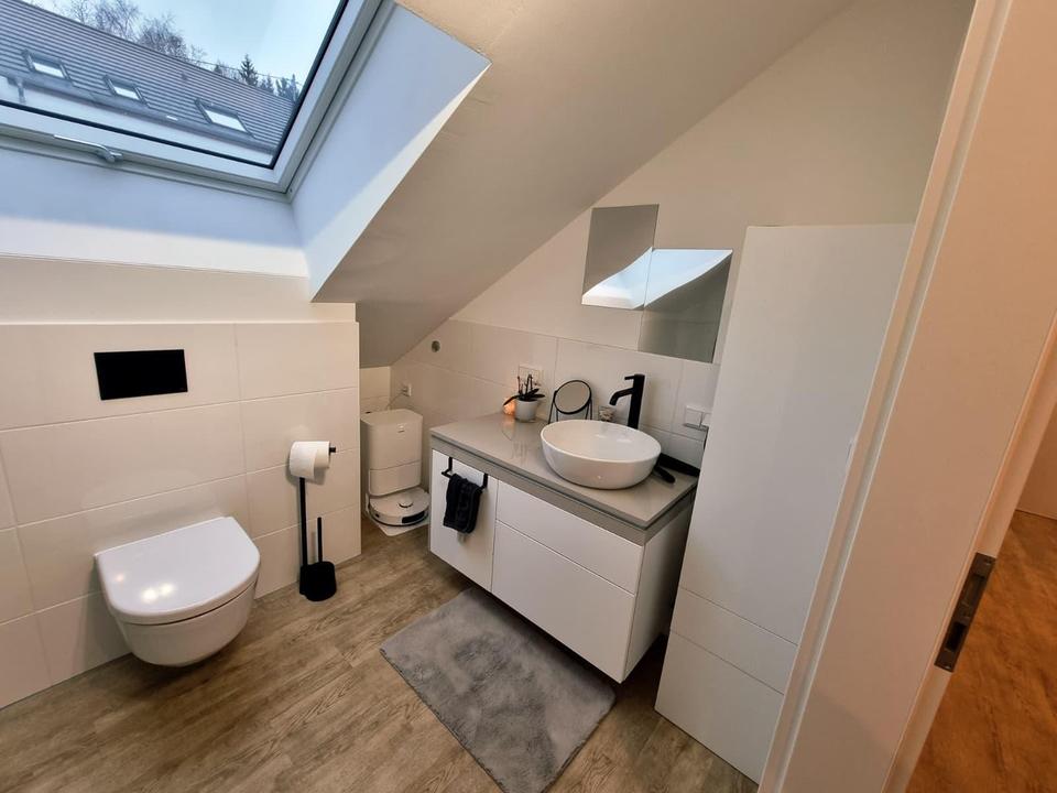 Helle DG-Wohnung mit riesigem Garten – ideal für Kapitalanlage oder Eigennutzung – Bild 10