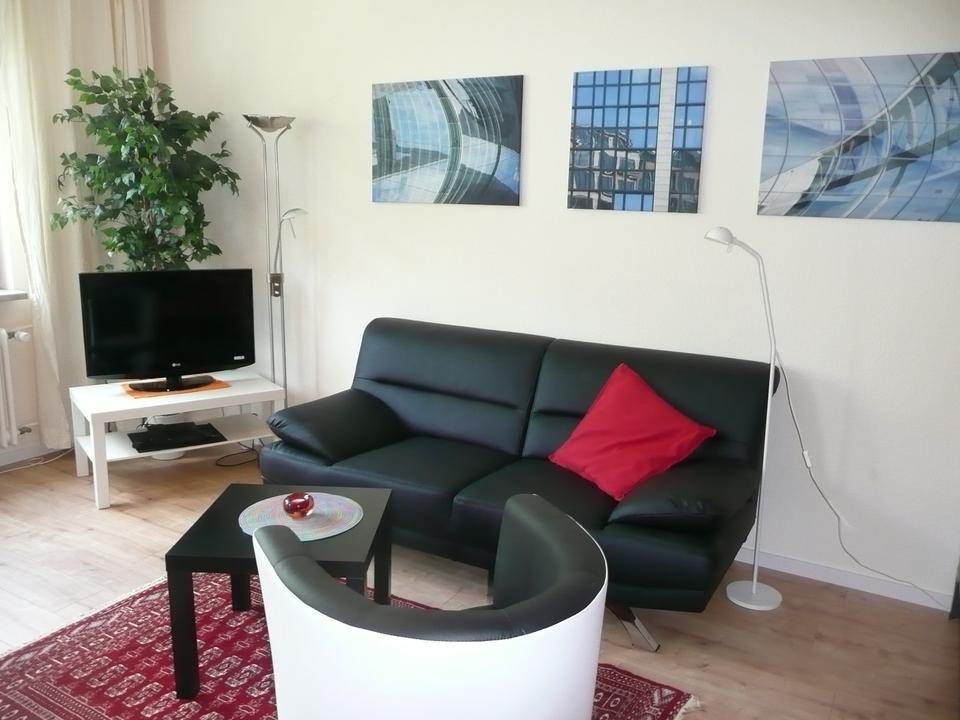 West-City Apartment * Nähe Kurfürstendamm + U7 * Südbalkon – Bild 3