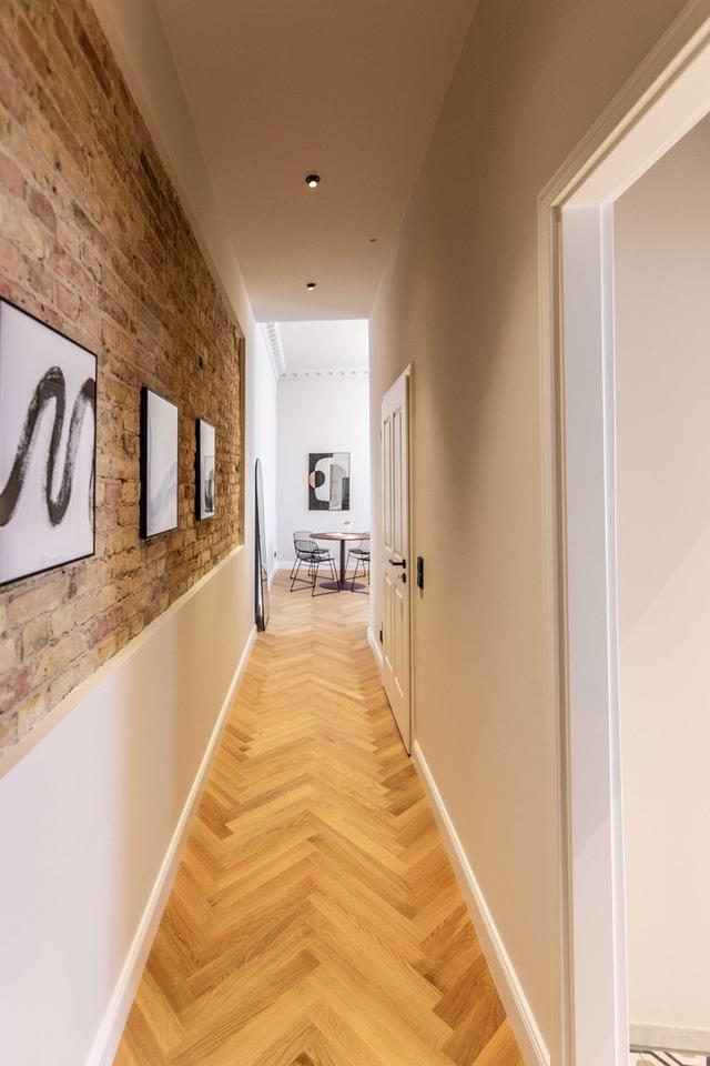 Stilvoller Altbau-Traum in bester Lage in Berlin-Mitte 2,5 Zimmern und luxuriösem Interior-Konzept – Bild 10