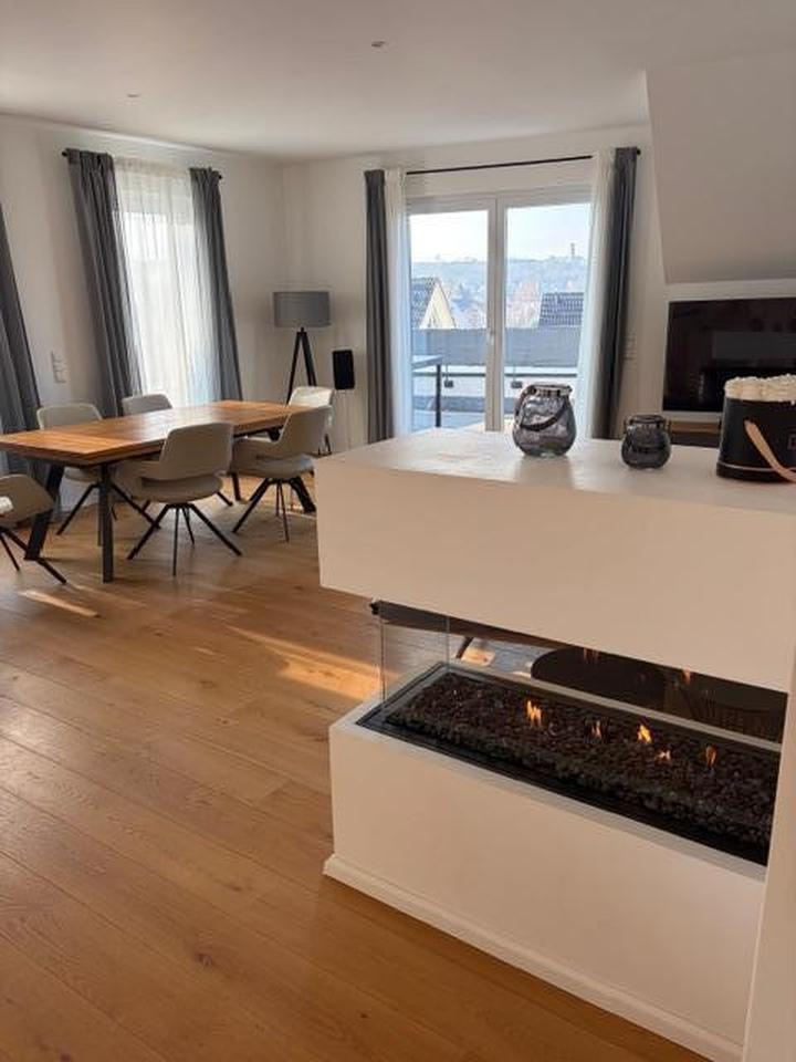 Penthouse Wohnung mit 6 Zimmern auf dem Niederberg