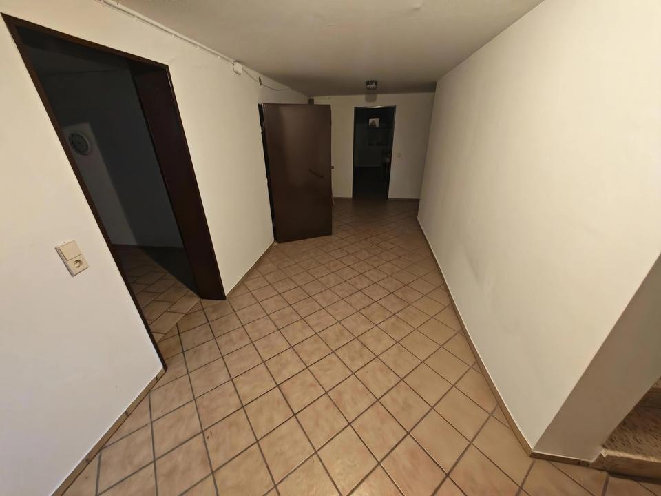 Ohne Käuferprovision: Raumwunder mit Einliegerwohnung & Doppelgarage – Bild 21