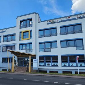 Exklusive Penthouse-Gewerbeeinheit – lichtdurchflutet & repräsentativ