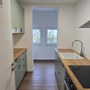 NEU : 1-Zimmer in Wohngemeinschaft (WG), EBK + Vollmöbliert NEU + Nebenkosten inkl. Strom + Internet