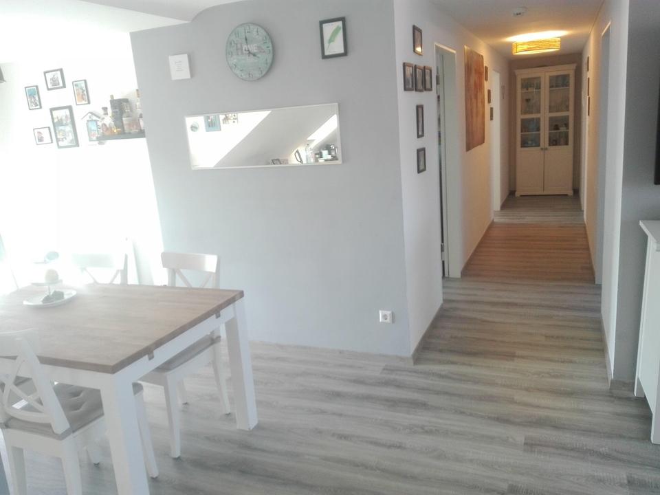 helle moderne 4-Zimmer-DG-Wohnung mit Balkon zentral in Bad Kissingen – Bild 14