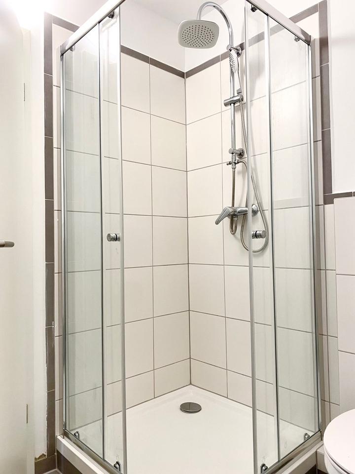 Apartment, möbliert mit Einbauküche – Bild 2