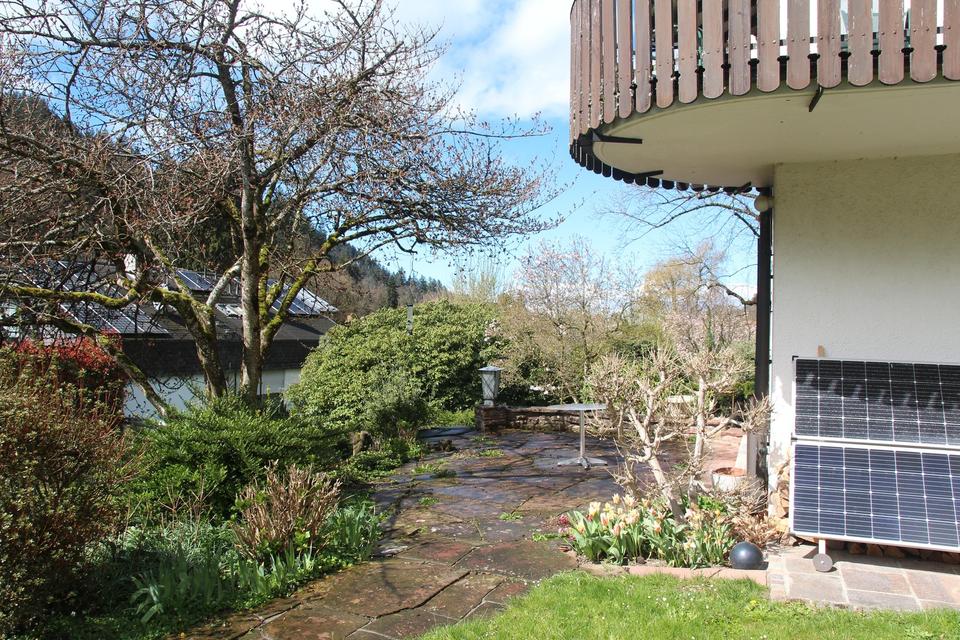 Besonderes 2-Fam.-Haus in begehrter Lage, natur- und stadtnah, provisionsfrei – Bild 8