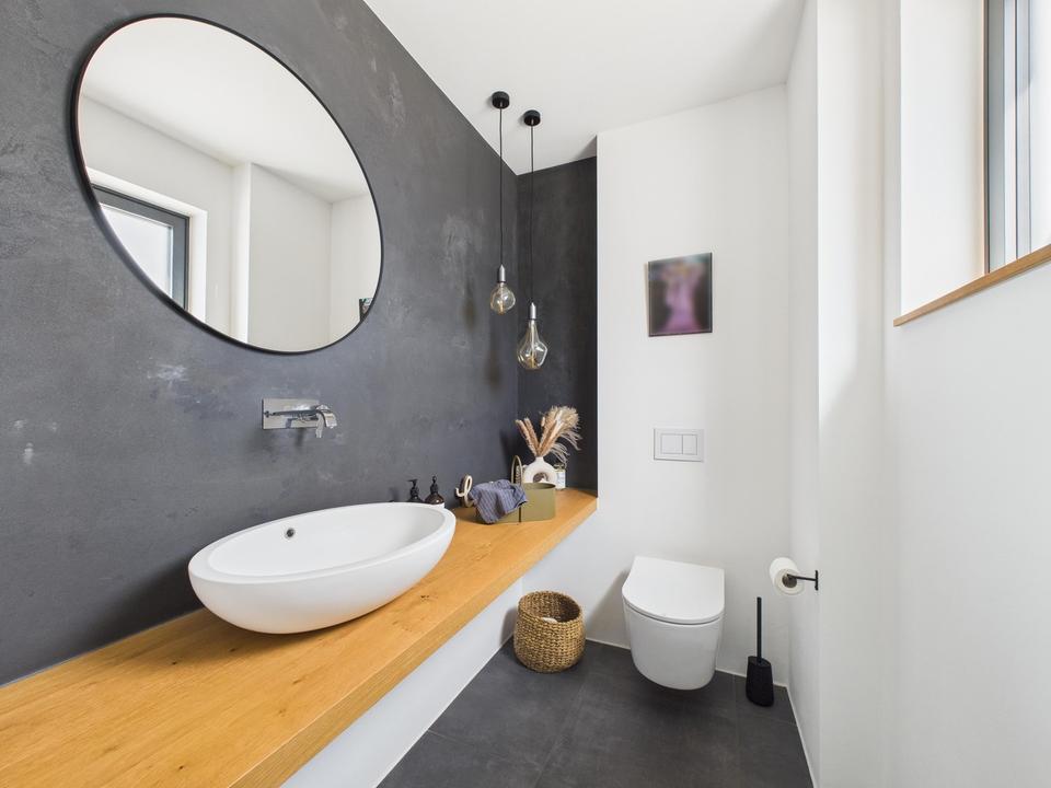 Modernes Einfamilienhaus am Waldrand - einfach einziehen! – Bild 9