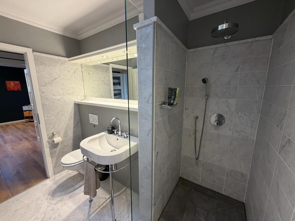 Penthouse mit großer Süddachterrasse & Wellnessbereich – Bild 6