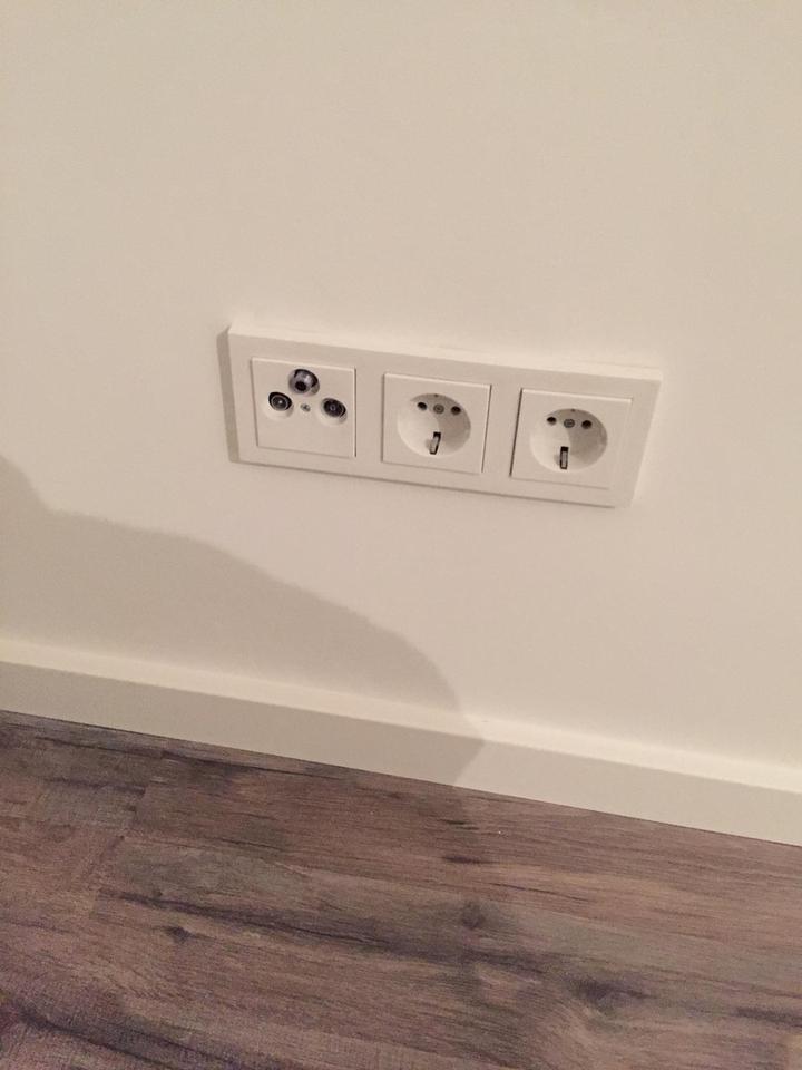 Ab SOFORT - Paar oder 2er WG -Neue helle Luxus Wohnung mit Terrasse, Alpenblick, vollmöbliert – Bild 10