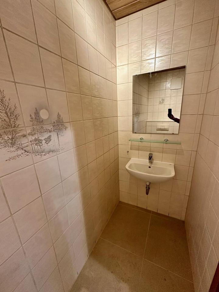 Spacious 150 m² Apartment with Stunning Green Views & Swabian Alb Panorama – Bild 17