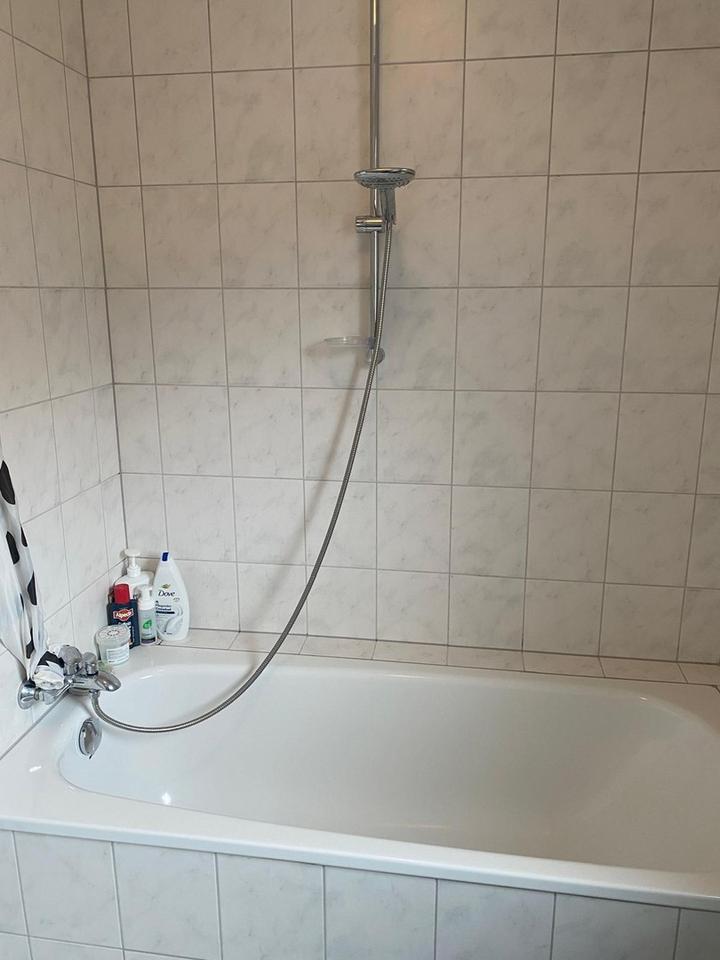 Gemütliche 2-Zimmer-Wohnung in idyllischer Lage mit Balkon und Einbauküche und Stellplatz – Bild 13