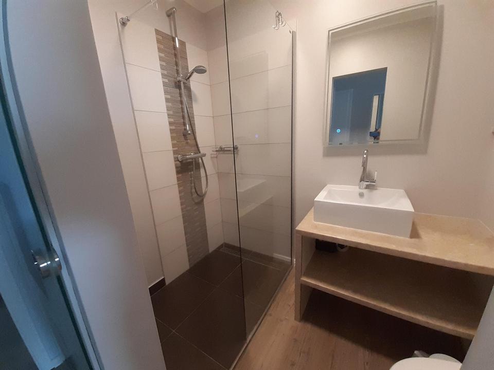 Sonnige 2-Zimmer Ferienwohnung mit Meerblick – Bild 3