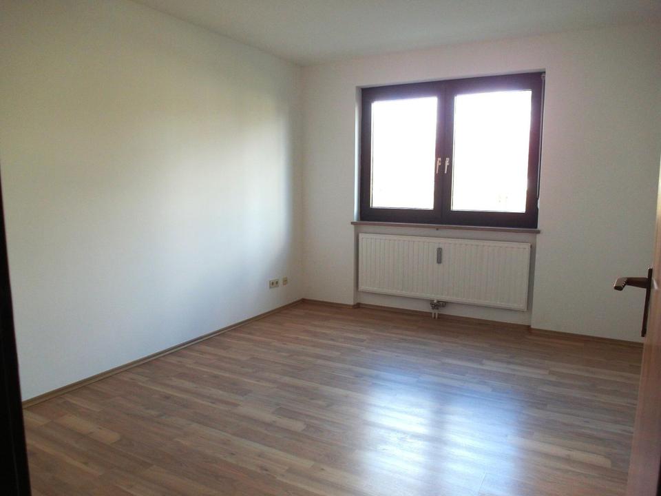 3-Zi.-Wohnung (80qm) Westend, U5 / Tram 18 Säulingstraße, nähe WESTPARK – Bild 12