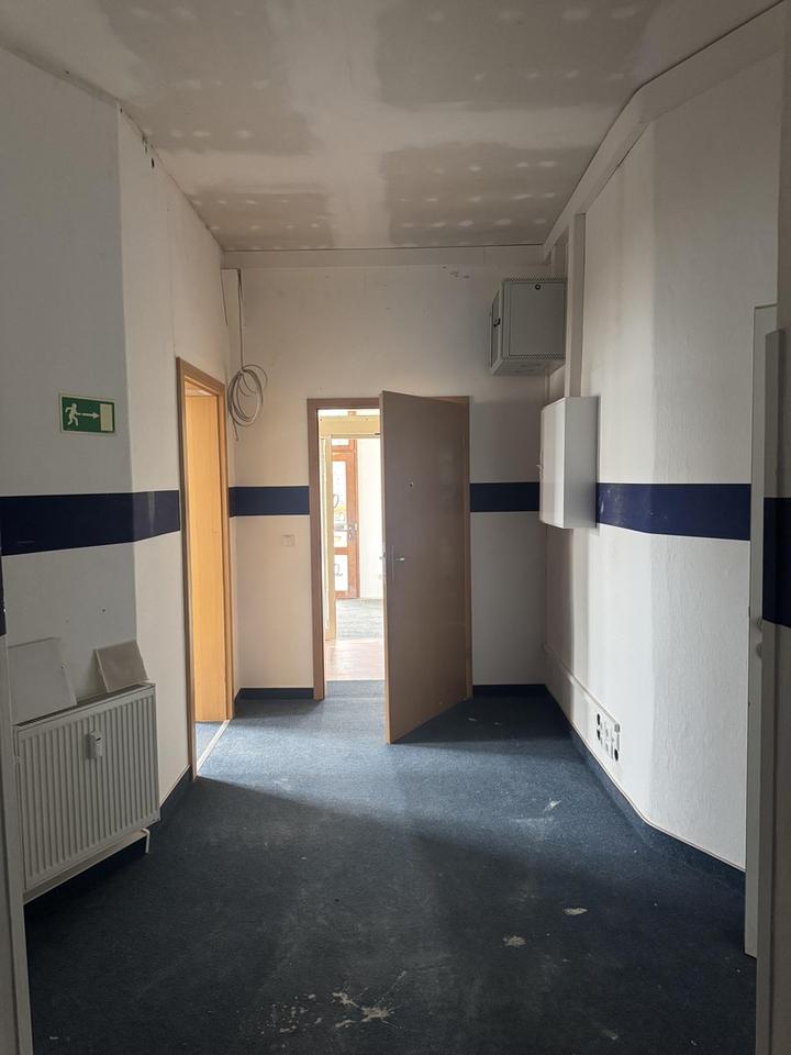 Lichtdurchflutete Gewerbefläche in Top-Lage – Bild 3