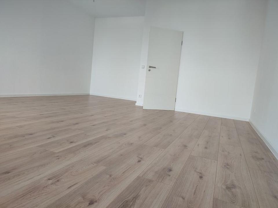 NEU!! Maisonette/2,5 Raum/Saniert/ca.80m²/Zentrum/EBK/Balkon/Lift/TG – Bild 15