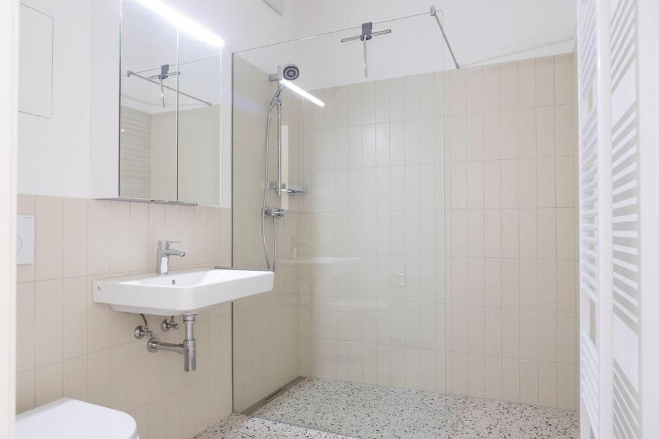 Möbliertes Luxus-Wohnen im LöwenBau - E3-W06, 2 Zi, 54 m² - 1.500 € FLAT – Bild 17