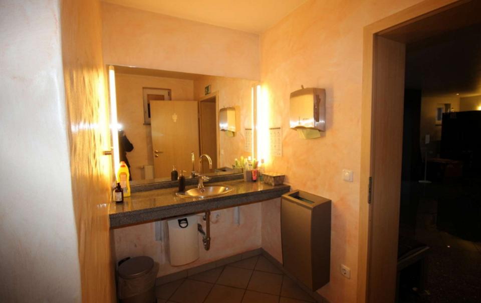 Bürohaus + Praxisräume + Wohnung+ Baugrundstück – Bild 16