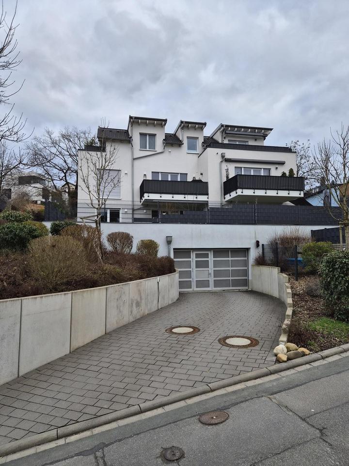 Penthouse Wohnung mit 6 Zimmern auf dem Niederberg – Bild 2