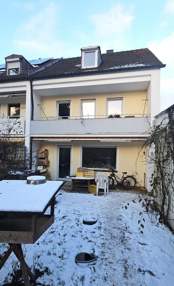 Reserviert - Reihenendhaus in absoluter Bestlage von Nürnberg mit Potential – Bild 2