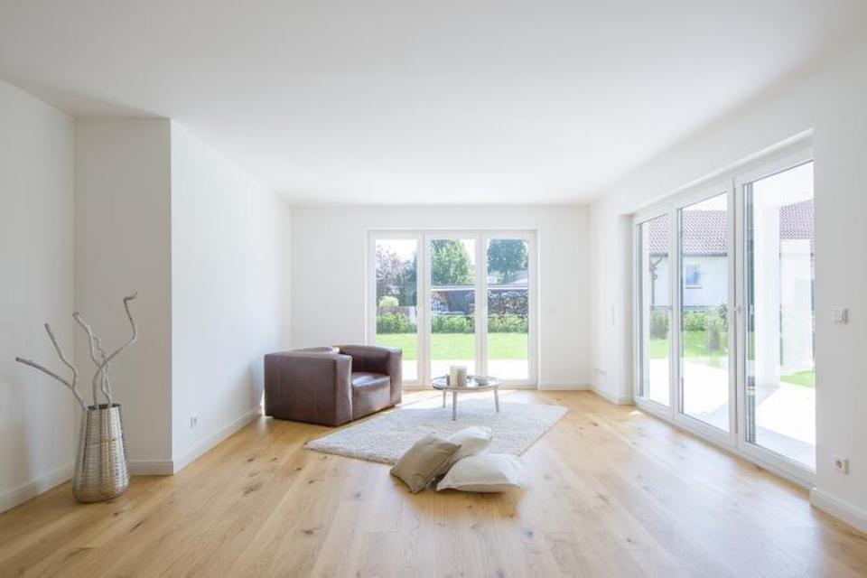 Neubau - freundliche 4-Zimmer-Wohnung mit großem Balkon