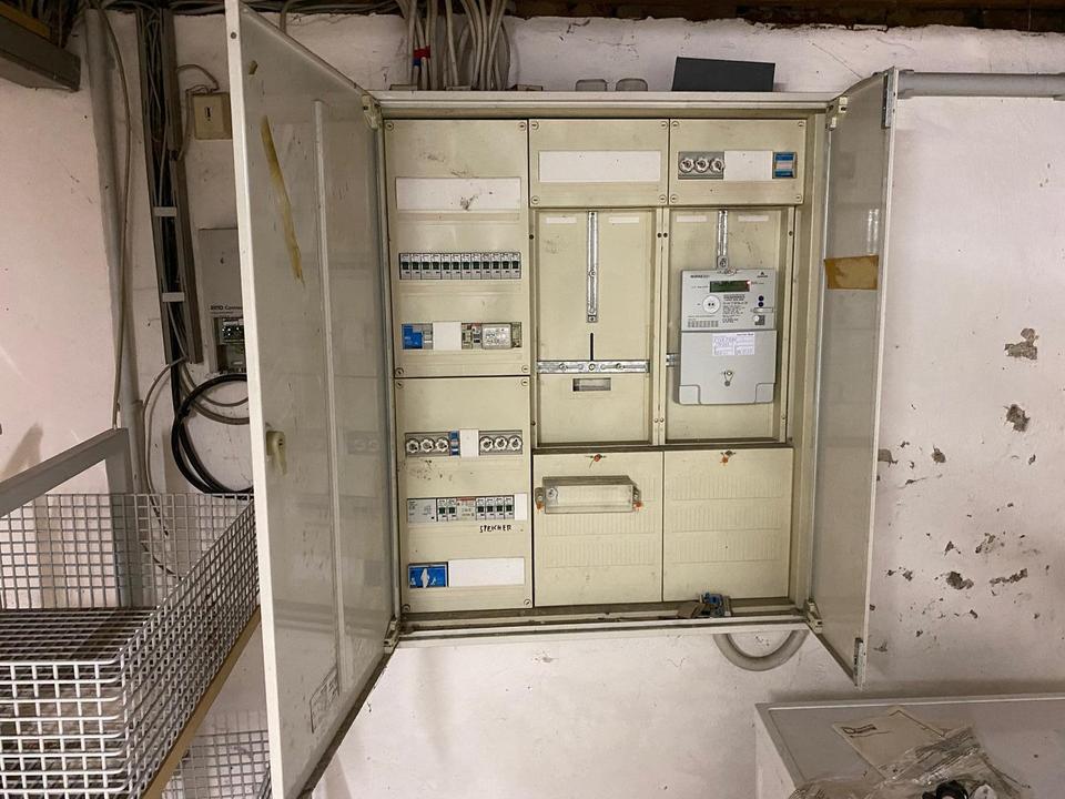 Doppelhaushälfte mit Doppelgarage und 2 Carports in zentraler Lage von Steinheim – Bild 31