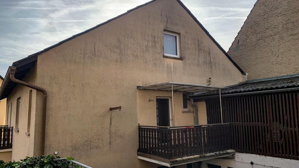 Großzügiges Zweifamilienhaus mit ausgebautem DG, 10 Zimmer, 2 Garagen – ideal für Mehrgenerationen – Bild 3