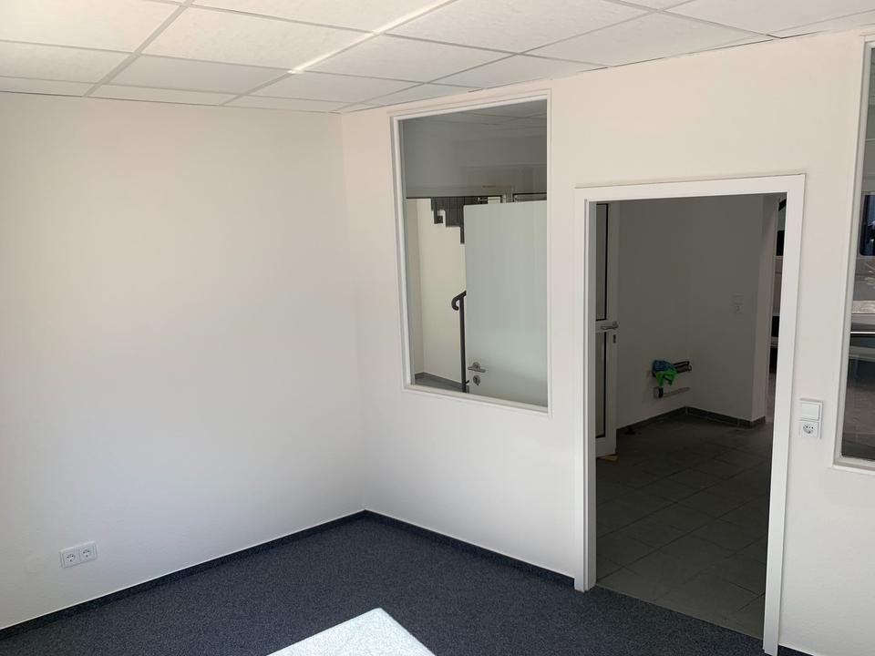 Helle Büroräume – Bild 6