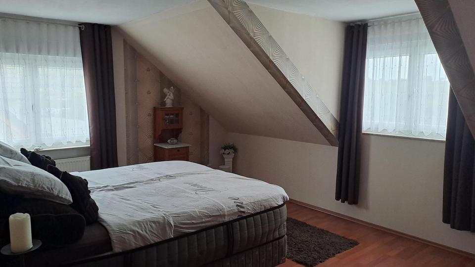 Doppelhaushälfte in toskanischem Flair mit Einliegerwohnung - direkt von Eigentümer – Bild 9