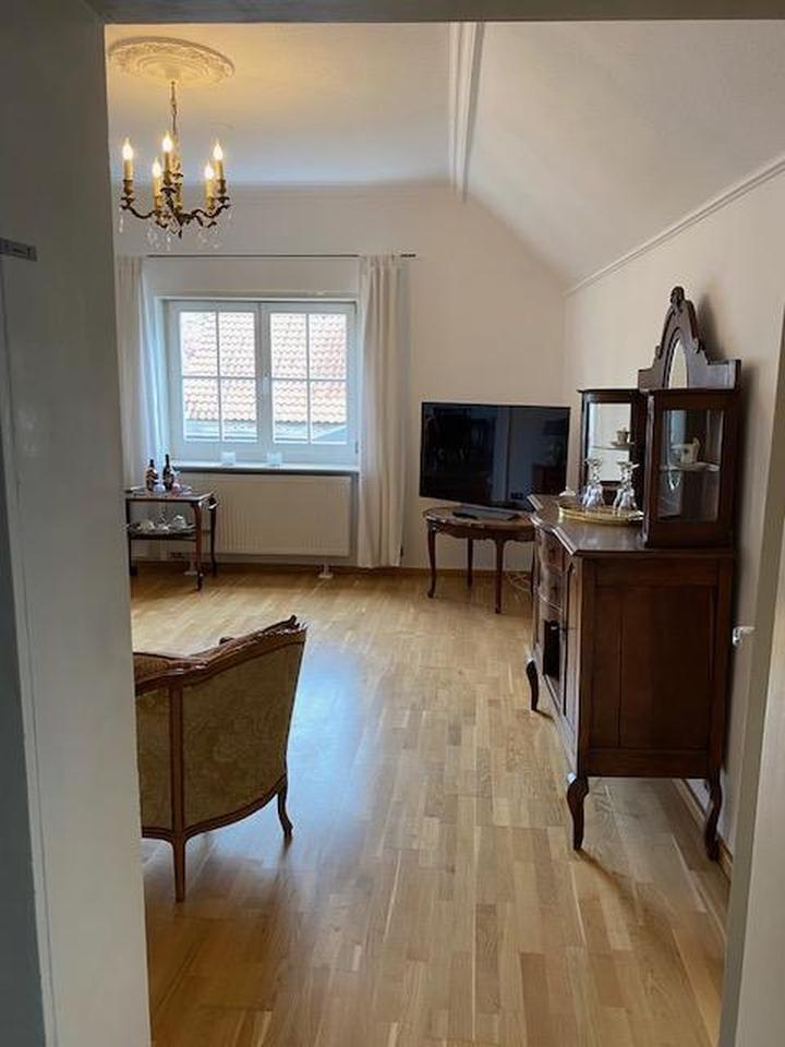 Ihr Traum vom eigenen Café! Wohnhaus mit laufendem Café, Nebengebäude, großem Innenhof – Bild 7