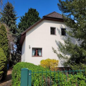 Provisionsfreies Einfamilienhaus – kernsaniert + Neubau-OG (2000), 800 m² Garten, Kamin, ruhige Lage