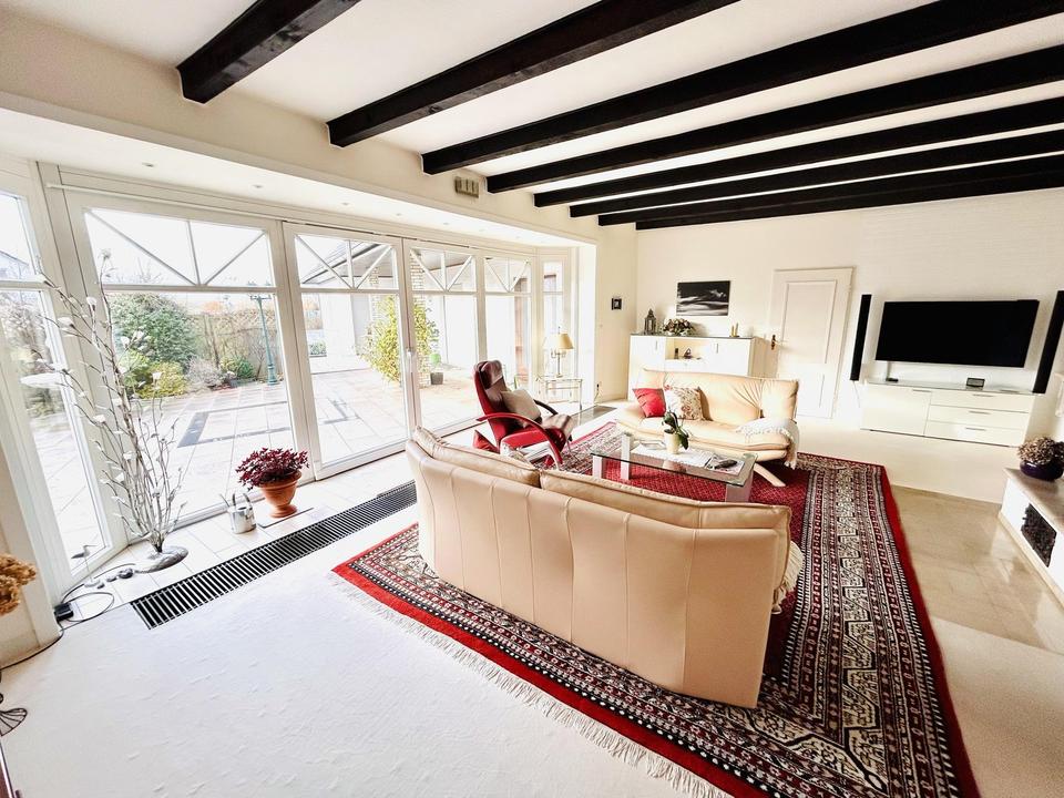 Stilvoller Winkelbungalow - auf sonnigem Grundstück - ohne Makler – Bild 13