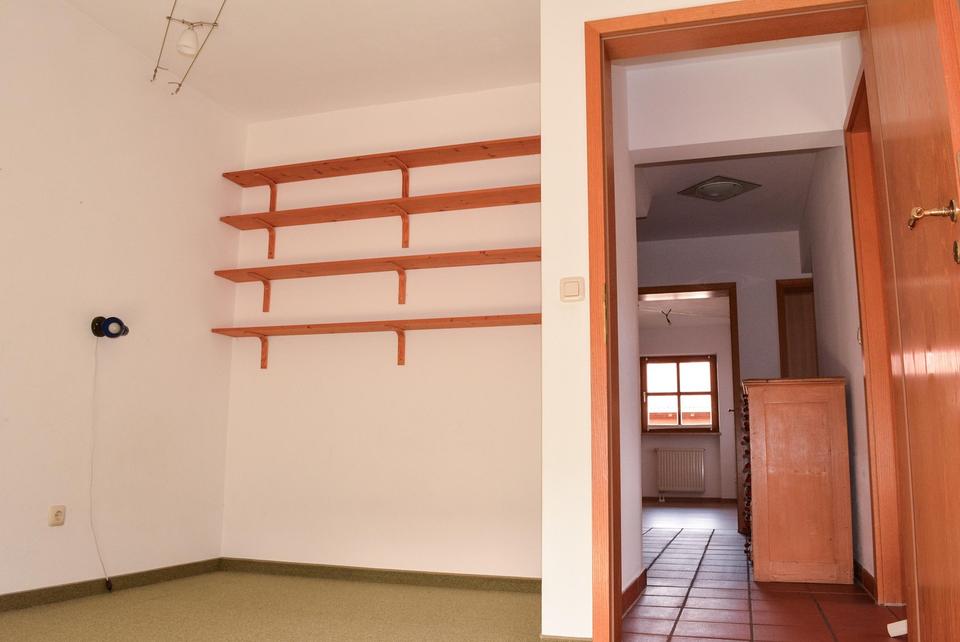 Doppelhaushälfte mit Garage, Carport und PV-Anlage in ruhiger Lage von Königsdorf – Bild 31