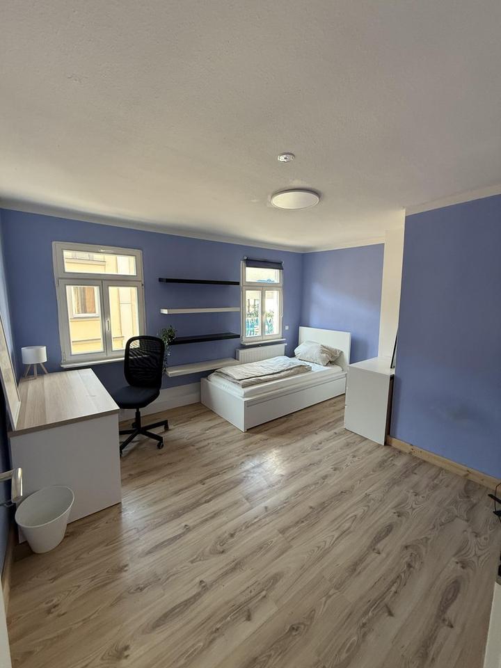 Helles WG-Zimmer in moderner WG – Hauptstraße 75 – Bild 4