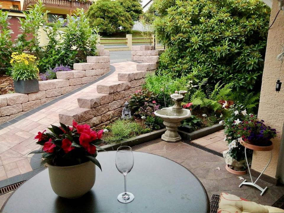 Sonnige 5-Zimmer-Wohnung mit Wallbox fürs E-Auto und großer Einbauküche – Bild 12